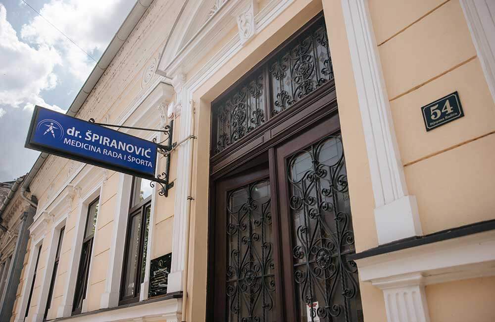 Ulaz ustanova dr. Špiranović